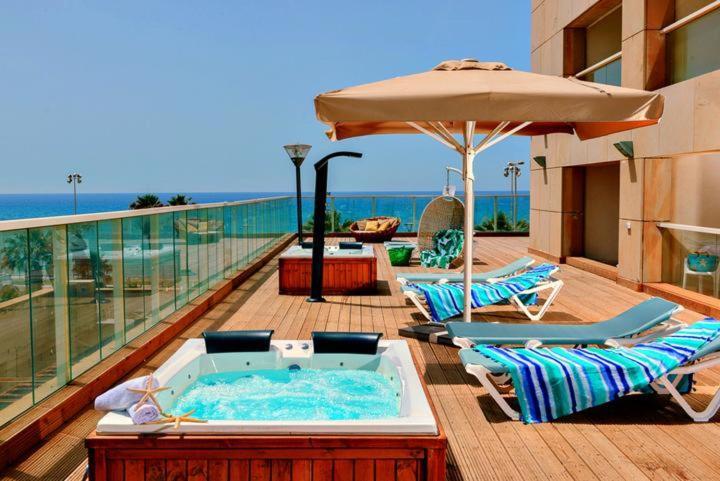 Amazing Suite On The Sea-סוויטה מדהימה על הים Bat Yam Exterior photo