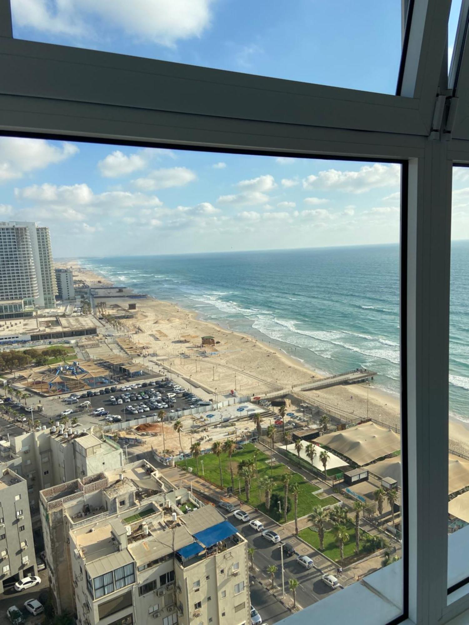 Amazing Suite On The Sea-סוויטה מדהימה על הים Bat Yam Exterior photo
